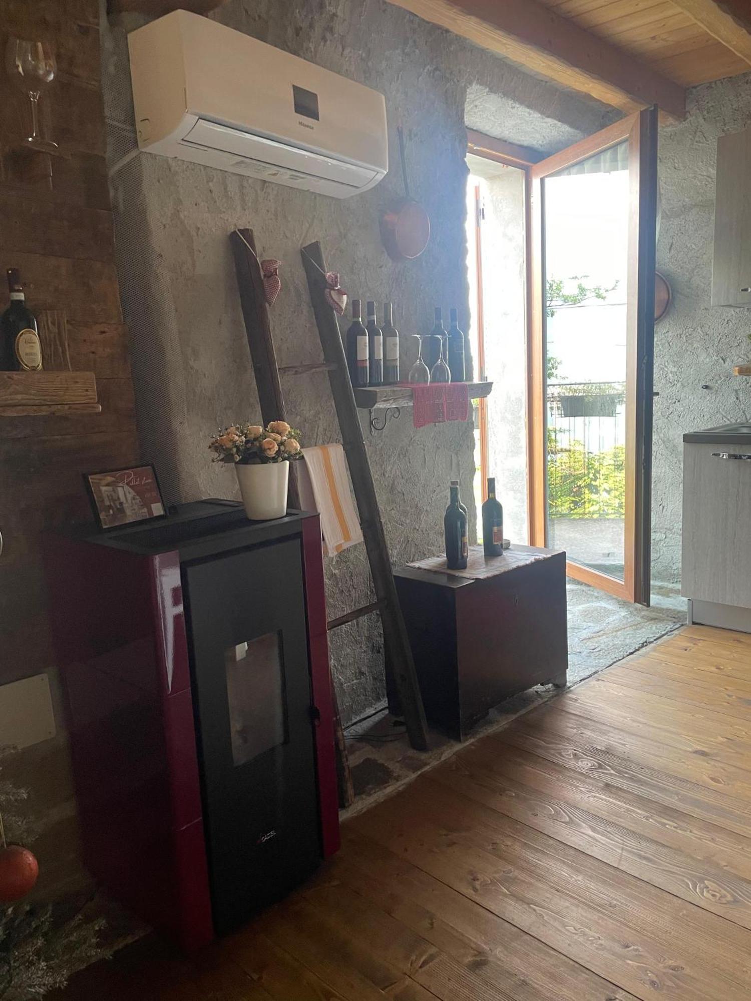 Stone House: Fairytale Flat With Magic Lake View Bellano Exterior foto